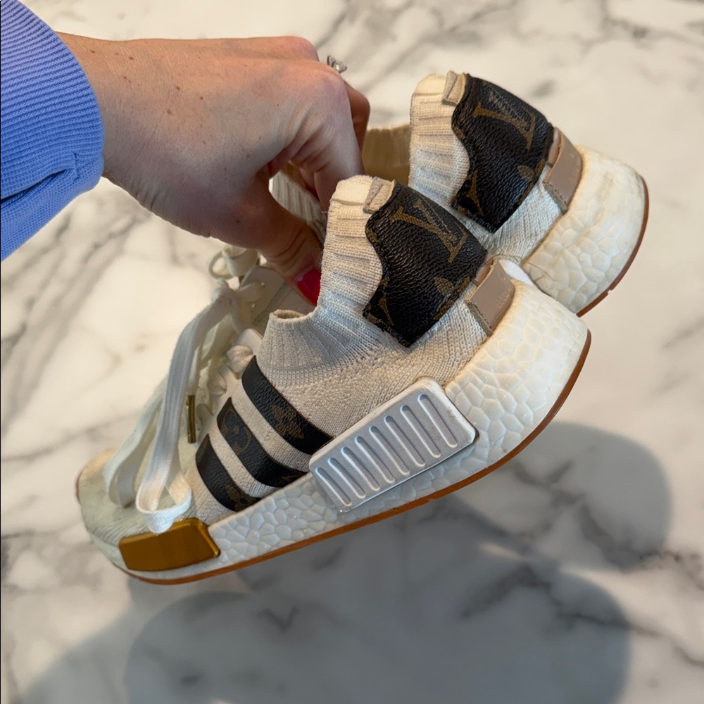 Louis Vuitton  Cream and Black Sneakers